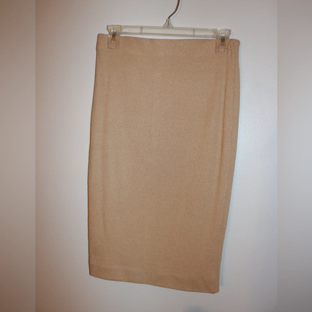 Forever 21 Beige Pencil Skirt